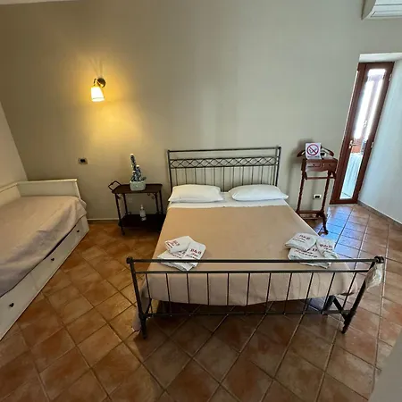 Beb Don Gennaro 3* Napoli