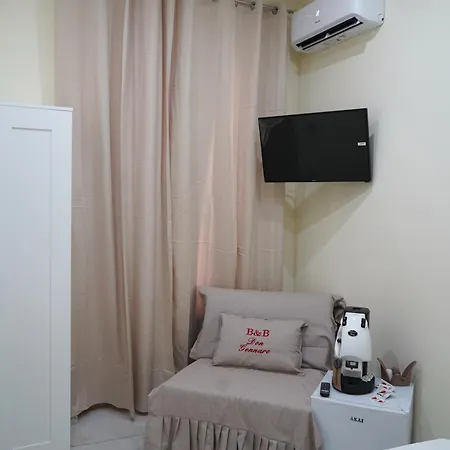 Bed and Breakfast Beb Don Gennaro Νάπολη